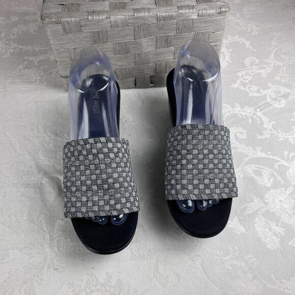 Nine West Womens Shoes Size 8.5 Silver Metaalic Textile Fabric Slide Wedge Heel - Picture 3 of 13